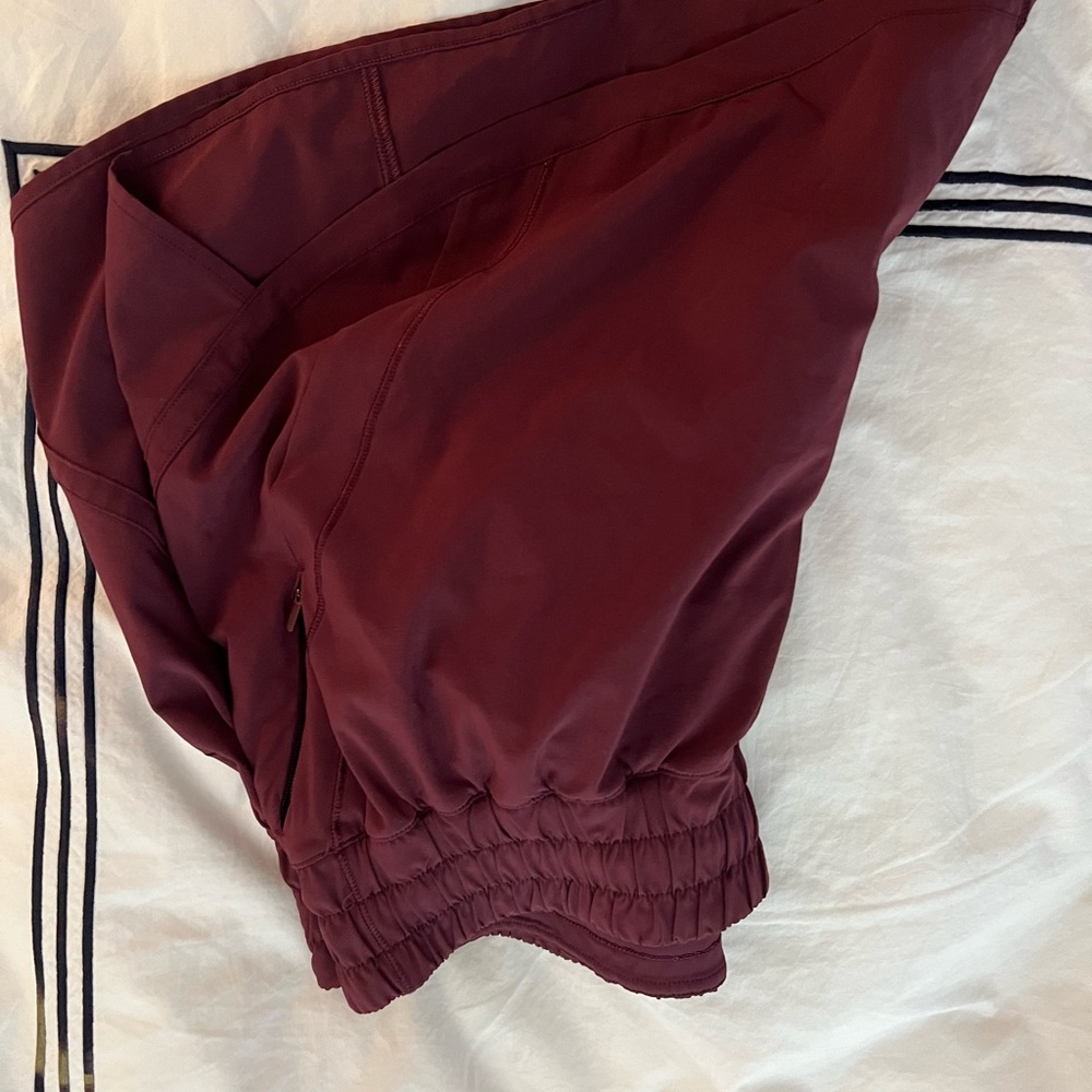 Maroon track that short